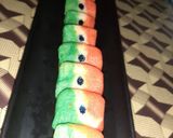 तिरंगी कोकोनट बर्फि (tiranga coconut barfi recipe in marathi) रेसिपी स्टेप 3 फोटो 