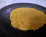 A picture of step 4 of Stuffed Coriander Chilla.