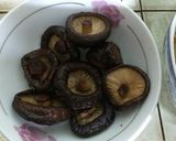 Hình bước làm 5 của món Hôm nay mình tham gia Lễ Hội Món Chay, xin được chia sẻ với các bạn món chay của xứ Huế quê mình nhé. #chay Trái Vả kho nấm