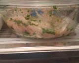 Foto del paso 2 de la receta: Filetes de pescado blanco marinados con cilantro y aceite de oliva