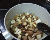 Foto del paso 2 de la receta: Crema de Setas y Champiñones