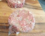A picture of step 17 of Fittest chef's beef burger.