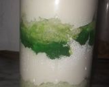 A picture of step 6 of Green faluda with kheer.