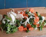 Foto del paso 1 de la receta: Bondiola especial para días muy fríos 🥩 en olla o al horno con verduras