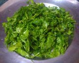 A picture of step 1 of Poha Spinach tikki.