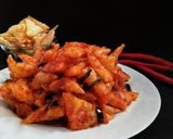 Foto langkah ke 5 dari resep Sambal Goreng Pangsit.