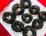 A picture of step 6 of Donuts.