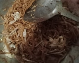 Foto langkah ke 3 dari resep Bekal Anak "Mie Telur Jawa".
