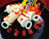 मलाई कुल्फी विथ जेली ट्विस्ट(malai kulfi with jelly twist recipe in hindi) रेसिपी चरण 6 फोटो