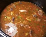 Foto del paso 15 de la receta: Menudillos de pollo, en salsa de higadillos y cuñas de patatas fritas