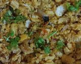 சிக்கன் கொத்து தோசை (Chicken koththu dosai recipe in tamil) ரெசிபி ஸ்டேப் 4 புகைப்படம்