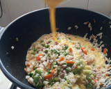 Foto del paso 4 de la receta: Arroz frito salteado