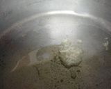 A picture of step 8 of Egg fried rice.