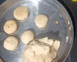 A picture of step 4 of Paneer Aloo Kachori.