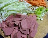 Foto langkah ke 2 dari resep Nasi Goreng Spesial Cabai Merah.