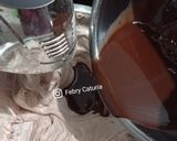 Foto langkah ke 4 dari resep Brownies Kukus Batik.