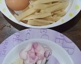 รูปขั้นตอนการทำที่ 1 ของ ผัดเส้นบุกสาหร่าย,หน่อไม้,ไข่,หมูสับ