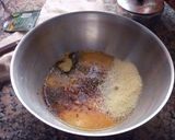 Foto del paso 1 de la receta: Tortilla de zapallitos rellenos y papas fritas