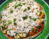A picture of step 4 of Green onion pizza.