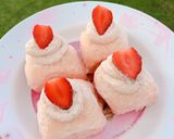 Foto langkah ke 6 dari resep Japanese Strawberry pillow bread🍓.