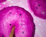 Foto langkah ke 4 dari resep Donat Buah Naga.