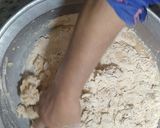 A picture of step 2 of Grilled Chapati.