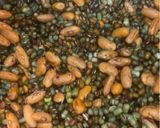 A picture of step 1 of Dal Makhani.
