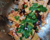 A picture of step 4 of Homemade Nachos bhel.