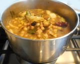 A picture of step 5 of Bottle gourd Koottu (suraikkai koottu in Tamil).