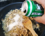Foto del paso 6 de la receta: Solomillo de cerdo con salsa de champiñones y cerveza