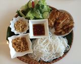Hình bước làm 4 của món Đùi gà nướng mật ong