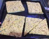 Foto langkah ke 4 dari resep Garlic Cheese Bread.