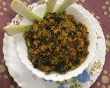 A picture of step 3 of Green pyaz ki sabzi.