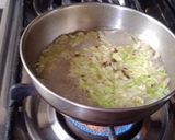 કોબી કોરીઅન્ડર સુપ (Cabbage Coriander Soup Recipe In Gujarati) રેસીપી સ્ટેપ3ફોટો