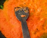A picture of step 3 of Drumsticks masala.