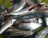 Cara Membuat Ikan Salem Ungkep Goreng 1