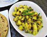 A picture of step 3 of Jeera Aloo (Potatoes Tempered with Cumin seeds).