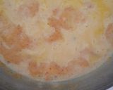A picture of step 3 of Moong dal halva.