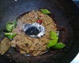 A picture of step 5 of Karhai khara Masala Qeema.