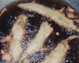 मिर्ची भजिया(mirchi bhajiya recipe in hindi) रेसिपी चरण 3 फोटो