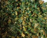 அரைக்கீரை பொரியல்(araikeerai poriyal recipe in tamil) ரெசிபி ஸ்டேப் 4 புகைப்படம்