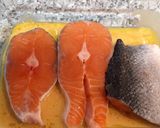 Foto del paso 2 de la receta: Salmón al horno con salsa de miel y mostaza