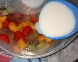 Foto langkah ke 3 dari resep Puding Buah Lapis Susu dan Coklat.