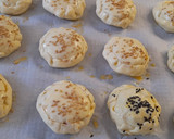Foto del paso 3 de la receta: Hamburguesitas en empanada
