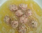 Foto langkah ke 4 dari resep Bagor Nasi Kornet (Bakso Goreng).