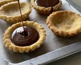 รูปขั้นตอนการทำที่ 3 ของ ทาร์ตช็อคโกแลตกานาซ Chocolate Ganache Tarts with Sea salt