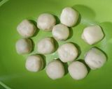 Foto langkah ke 7 dari resep Bakpia isi ubi ungu masak teflon.