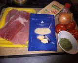 Une image de l'étape 1 de Ballotine de poulet sauce tomate au Thermomix de Virginie.