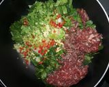 Foto del paso 1 de la receta: Sfijas de acelga y carne