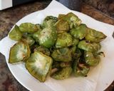 Foto del paso 2 de la receta: Fritada de ñoras verdes con pollo y conejo